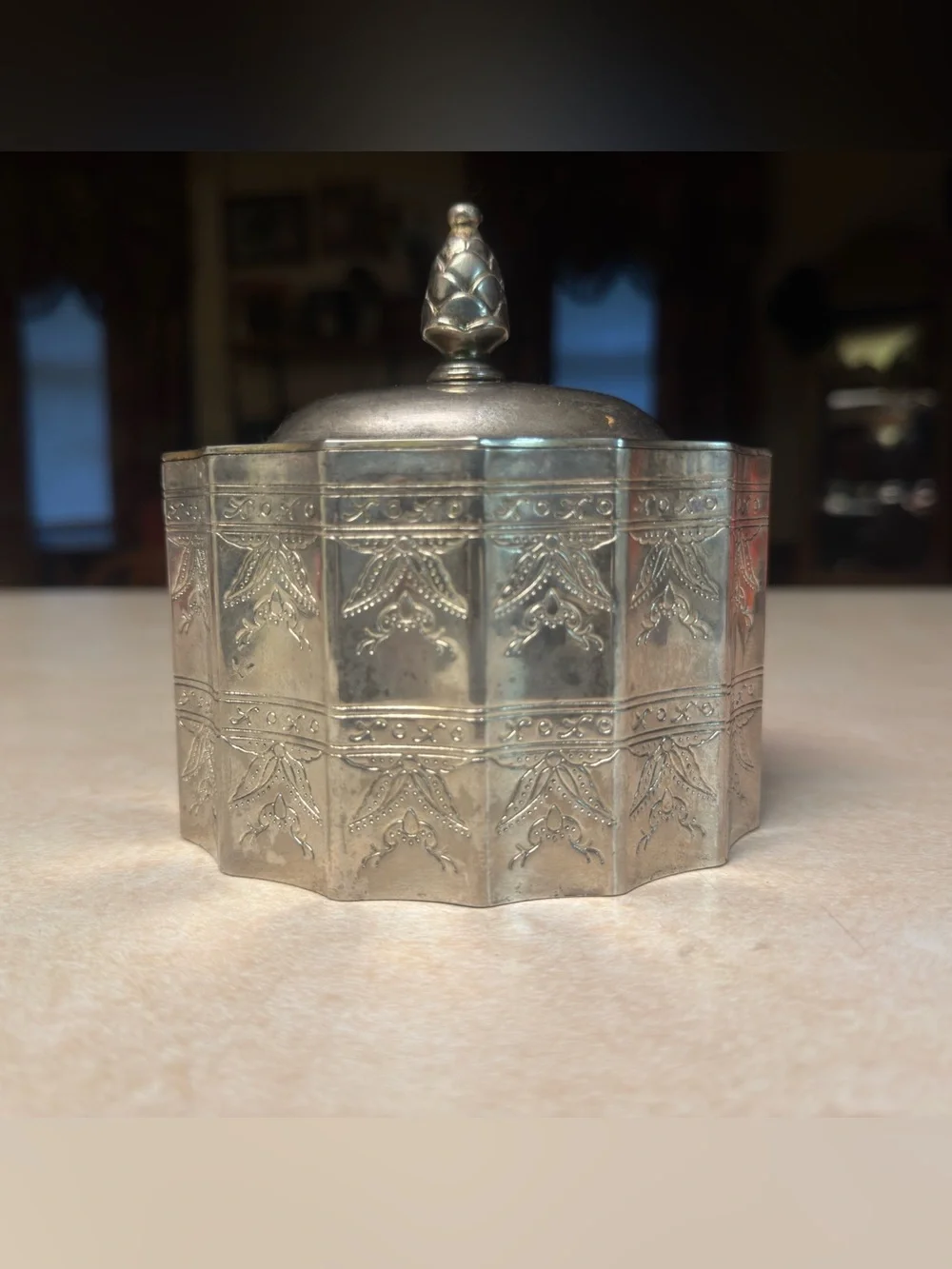 Vintage Godinger Silver Ornate Silver-Tone Decorative Lidded Box - Silver